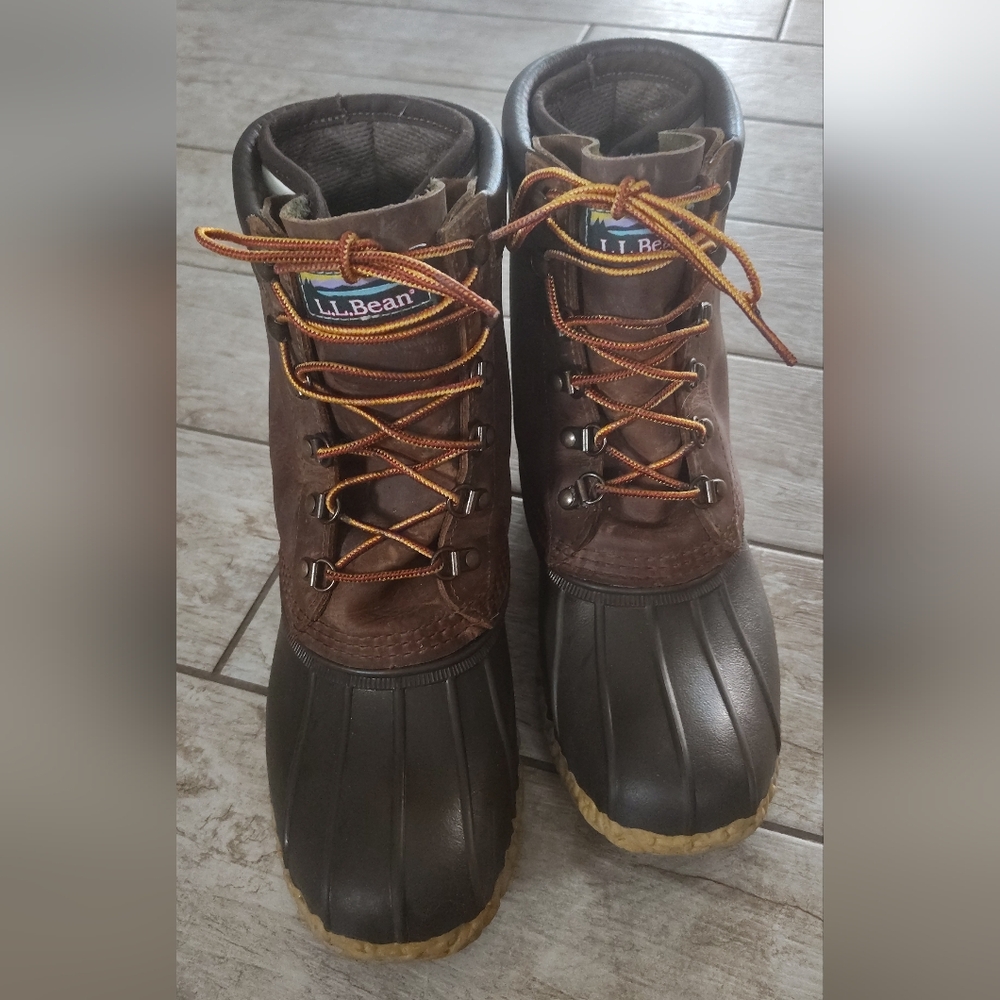 LL Bean Brown and Black Duck Boots W9